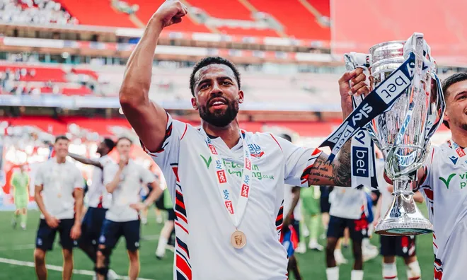 V.League ngày càng có sức hút với các cựu cầu thủ Premier League