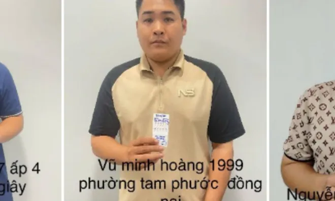 Đột kích phòng VIP quán karaoke, phát hiện 5 thanh niên cùng vật lạ