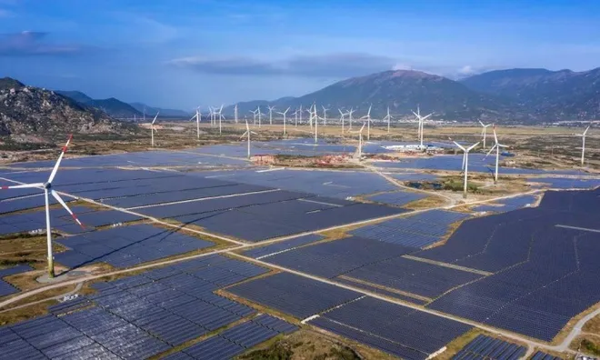 Nhà đầu tư điện gió, mặt trời chuyển tiếp lo phá sản