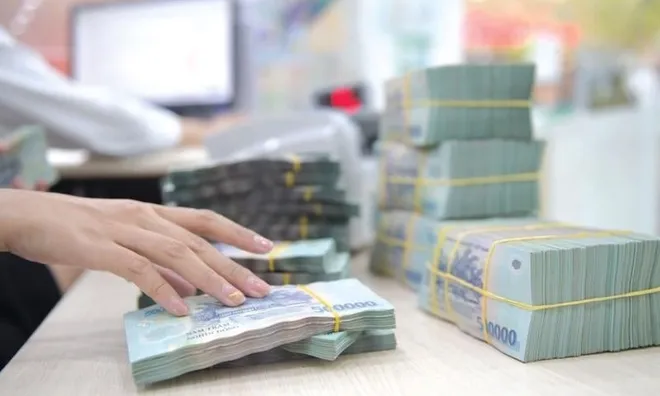 Tín dụng triệu tỷ đổ vào BĐS: 'Không siết chặt' nhưng thường trực nỗi lo rủi ro
