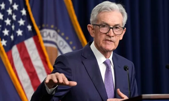 Fed giữ nguyên lãi suất, giá vàng lập đỉnh mới