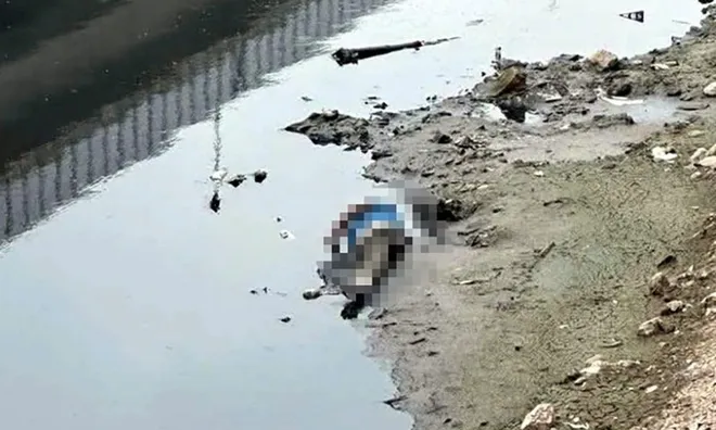 Phát hiện thi thể nam giới trên sông Tô Lịch, Hà Nội: Hiện trường có gì "lạ"?