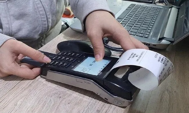 Ngành thuế tăng tốc triển khai đưa hóa đơn điện tử từ máy tính tiền đến từng hộ kinh doanh