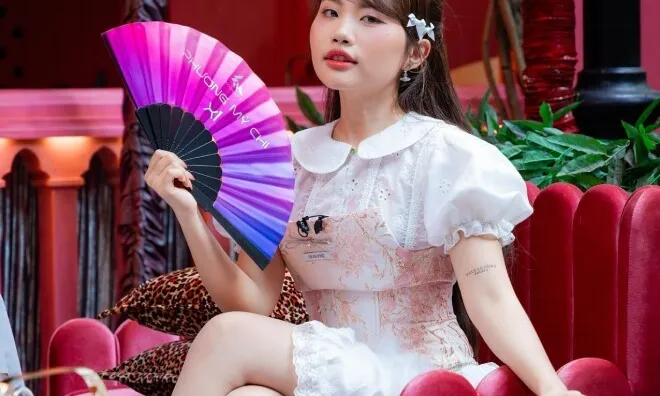 3 "em xinh" cùng sinh năm 2003: Lamoon Diễm Hằng đóng phim doanh thu trăm tỷ, Phương Mỹ Chi vươn tầm quốc tế