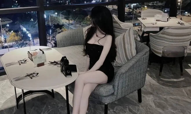 Được nuông chiều từ nhỏ, hotgirl 22 tuổi mua xe hơi 1,1 tỷ đồng gây xôn xao MXH giờ rao bán nhà trả nợ