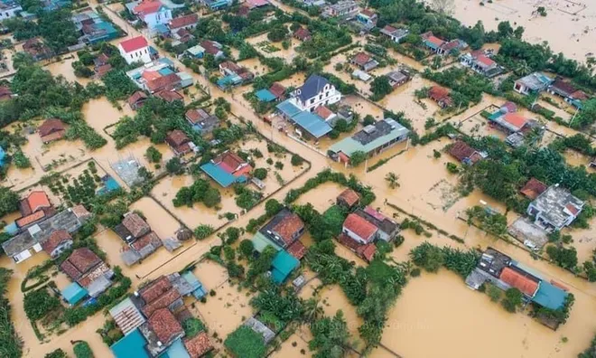 Khẩn trương giải quyết chính sách, chi trả bảo hiểm cho người dân, doanh nghiệp chịu ảnh hưởng bởi lũ lụt