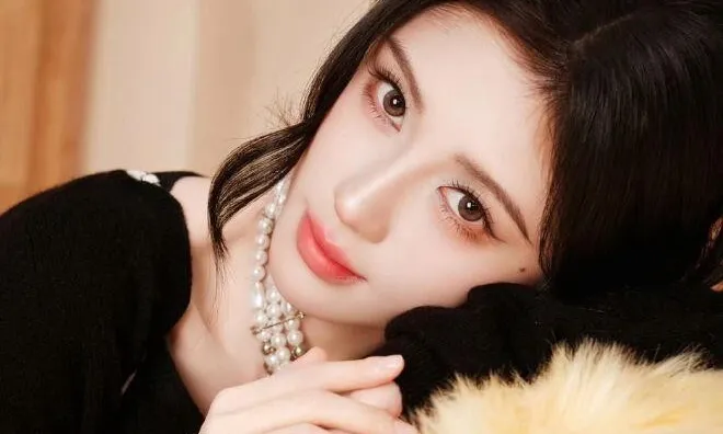 Hé lộ "hợp đồng nô lệ" của "mỹ nữ 4.000 năm có một", mức lương trong 10 năm thấp khó tin