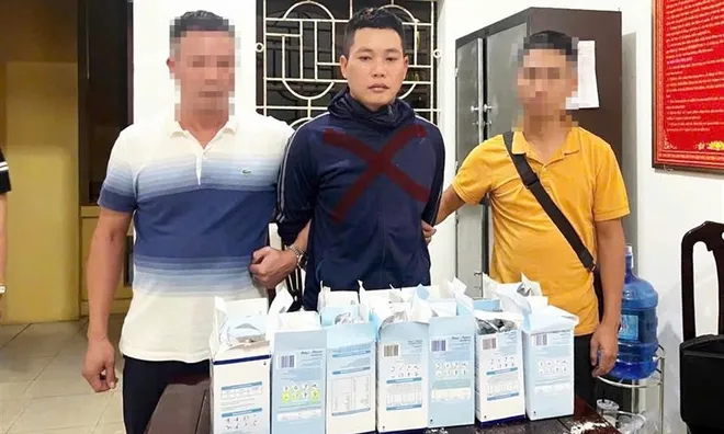 “Ký gửi” ma túy trong các hộp sữa từ châu Âu về Việt Nam, 1 đối tượng bị bắt giữ