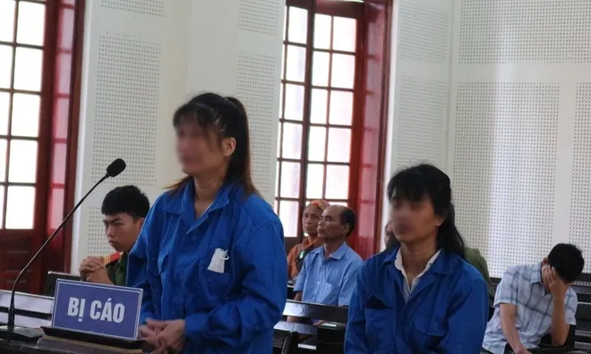 Lừa bán bé gái lấy 250 triệu đồng, chân dung 2 "nữ quái" sau 8 năm thế nào?