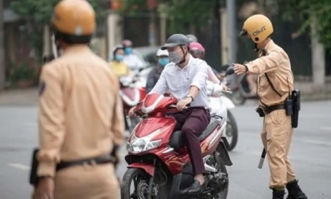 Từ nay, người đi xe máy có thể bị phạt tới 6 triệu đồng nếu vi phạm lỗi phổ biến này, biết ngay để tránh mất tiền