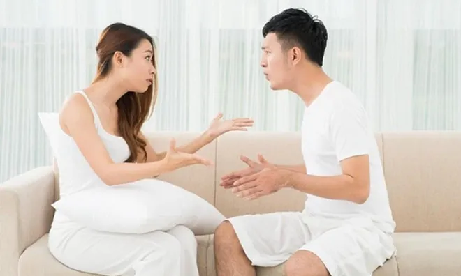 Tôi ốm không ngóc đầu nổi, chồng vẫn đòi hỏi chuyện ấy rồi thản nhiên nói 1 câu đau đến xé lòng