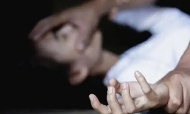 Bị chuốc thuốc mê, cô gái 28 tuổi bị 4 gã đàn ông xâm hại 2 ngày liên tiếp