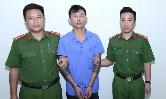 Lời khai lạnh gáy của nghi phạm sát hại tài xế xe ôm công nghệ: Bán xe 4 triệu đồng để trả nợ do thua game online
