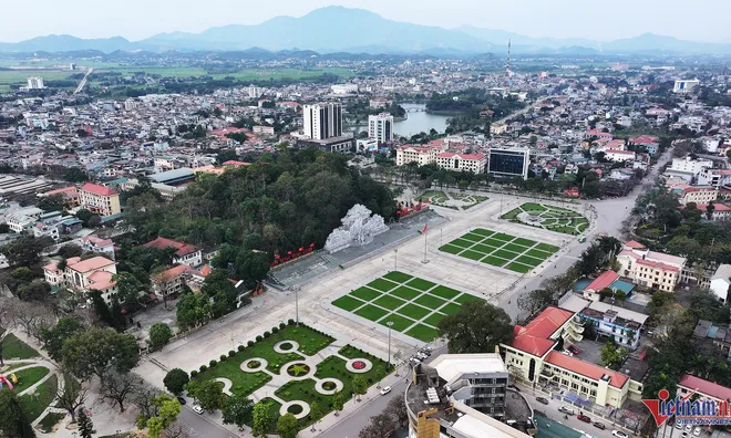 Tuyên Quang: Cán bộ lấy điều hoà từ trụ sở về nhà, Chủ tịch tỉnh chấn chỉnh ngay