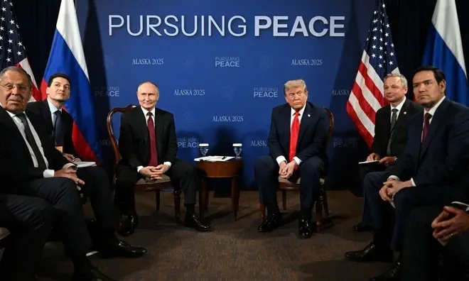 Sau hội đàm với Tổng thống Trump, ông Putin nói “chúng tôi luôn coi người dân Ukraine là một dân tộc anh em”