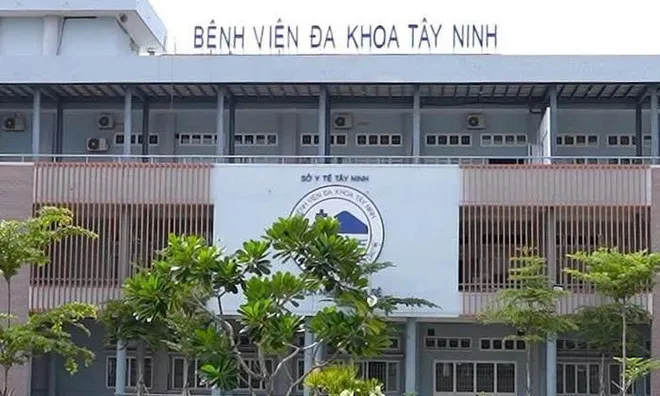 Điều dưỡng làm trái chỉ định của bác sĩ, tiêm thay vì khí dung, khiến bé 13 tháng tuổi tử vong: Bộ Y tế lên tiếng