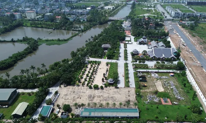 Bạch dinh khủng của đại gia xứ Thanh "bầu Đoan" hoành tráng cỡ nào?