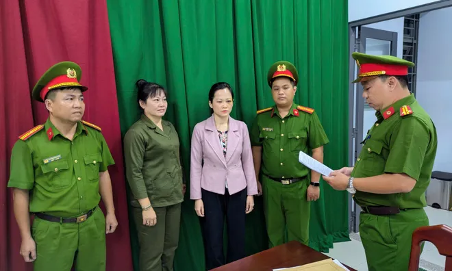 Lời khai của bà chủ phòng khám nha khoa Tuyết Chinh hành hung khách hàng: Diễn biến vừa qua là 1 phần mâu thuẫn