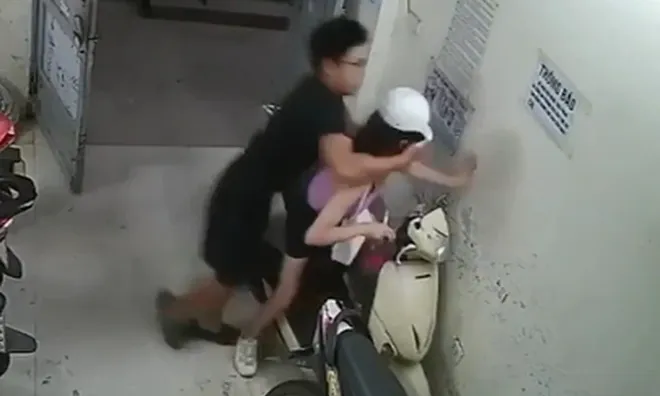 Hành vi sàm sỡ, quấy rối tình dục bị phạt bao nhiêu tiền?