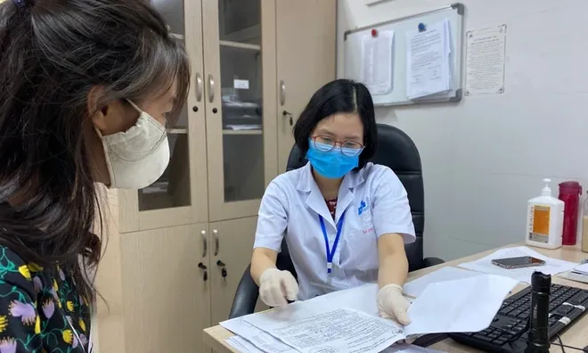 Lộ trình miễn viện phí sẽ được thực hiện thế nào theo đề xuất của Bộ Y tế, người dân hưởng lợi những gì?