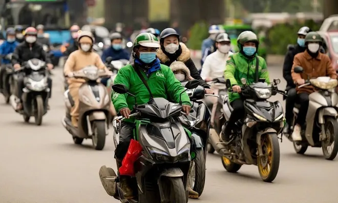 Đề xuất cấm xe công nghệ chạy xăng tại Hà Nội: Các "ông lớn" của thị trường ứng dụng gọi xe thế nào?