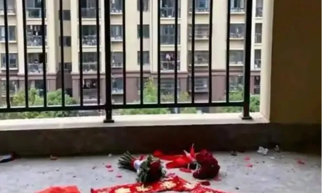 Nữ giáo viên trung học 28 tuổi rơi từ tầng 7 chung cư xuống đất tử vong, hé lộ nguyên nhân nhói lòng sau những dòng chữ để lại ám ảnh