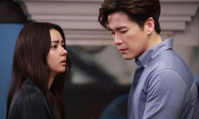 Chồng cũ cầm 3 tỷ đến xin tái hôn, tôi vừa ký giấy xong thì anh lật kèo