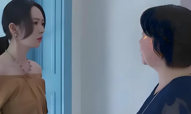 Theo dõi mẹ chồng đến tận nhà nghỉ để “bắt tại trận” thói trăng hoa, nhưng những điều mắt thấy tai nghe lại khiến tôi bẽ bàng