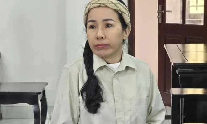 21 tháng tù cho Đinh Lan vì xúc phạm bà Nguyễn Phương Hằng