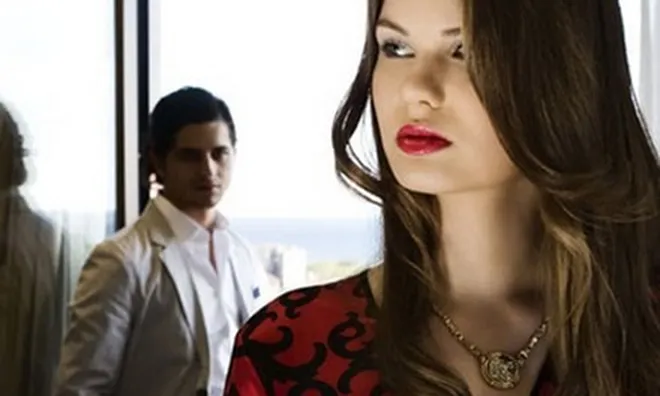 Vợ cũ chiếm giữ con trái luật suốt 8 tháng còn nộp đơn kiện ngược, tôi phải làm gì?