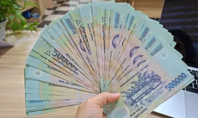 TTCP quyết định điều chỉnh lương cơ sở cao hơn 2.340.000 đồng cho CBCCVC và NLĐ theo Kết luận 206-KL/TW năm 2025 trong khoảng thời gian nào?