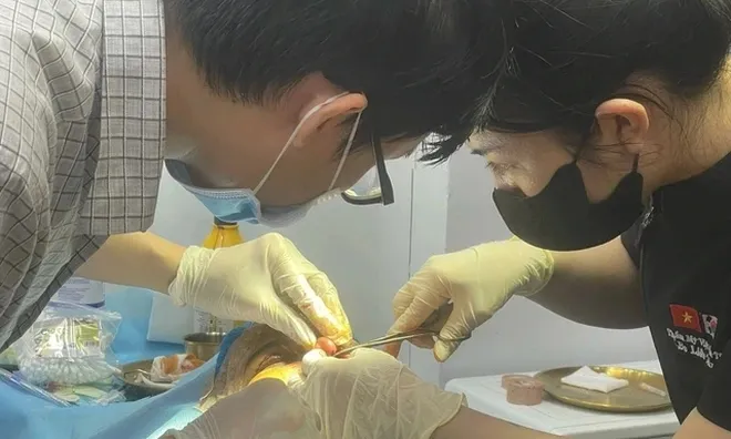 Cô gái ở TPHCM tử vong sau truyền thuốc làm trắng da tại nhà: Nữ điều dưỡng khai chi tiết rùng mình