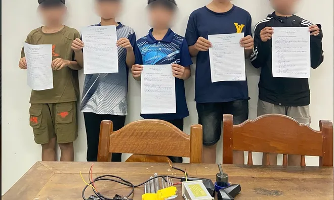 Lộ diện nhóm học sinh trộm phụ tùng xe đạp điện, hành vi gây sững sờ