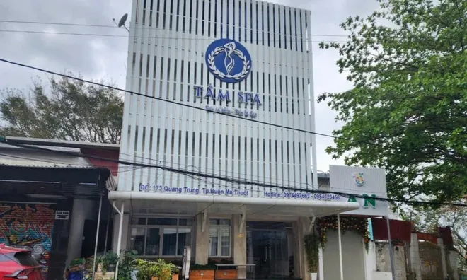 Chuyển hồ sơ vụ vi phạm hành chính có dấu hiệu tội phạm của thẩm mỹ viện thuộc Công ty TNHH Spa Tấm Matta sang công an