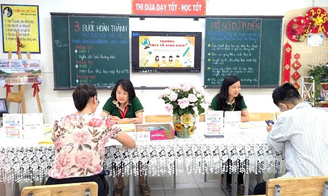 Hà Nội lần đầu tiên xét tuyển mầm non, lớp 1, lớp 6 theo nơi cư trú, thay vì hộ khẩu thường trú