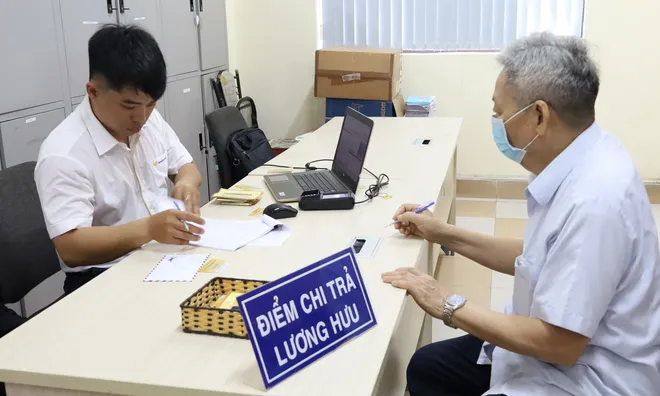 Lịch chi trả lương hưu tháng 4/2026 cho toàn bộ người lao động (bao gồm nhận tiền mặt và nhận qua tài khoản) bắt đầu nhận từ ngày nào?