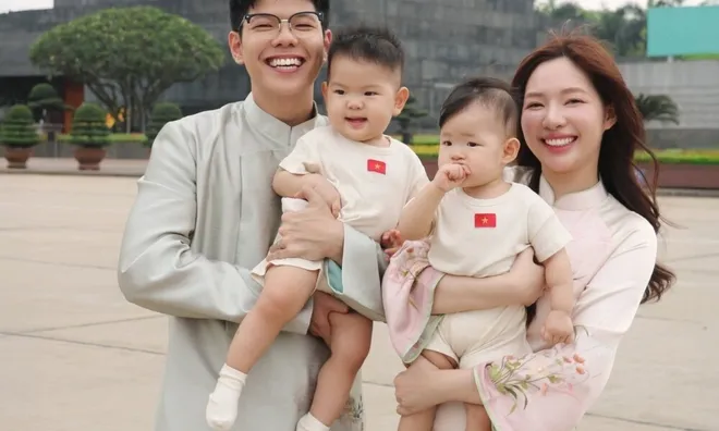 Gia đình Truyền Hình sau 1 năm đón cặp song sinh: "Ông bà nội ngoại chia nhau lịch thứ 2-4-6 và 3-5-7 để chăm cháu"