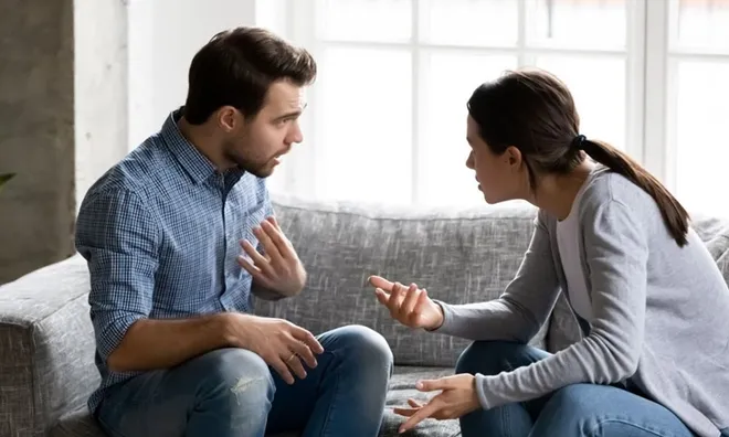 Chồng muốn bán nhà ở Hà Nội để xây nhà cho bố mẹ ở quê, tôi sốc vì lý do anh đưa ra