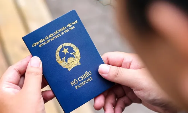 Sắp tới, những ai có thể bị thu hồi, hủy hộ chiếu theo đề xuất mới?