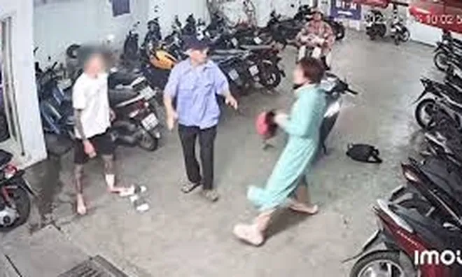 Vụ cô gái hạ gục thanh niên xăm trổ: Nhân chứng tiết lộ câu nói khiến cô gái sôi máu