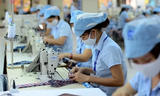 Xuất khẩu dệt may có nhiều khởi sắc: Liệu có "cầm chắc" 44 tỷ USD?