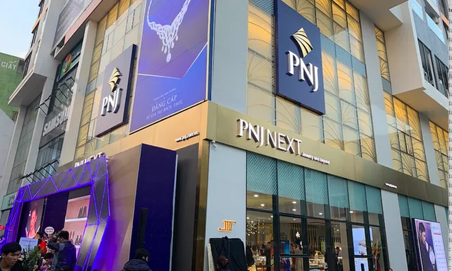 Cổ phiếu PNJ tăng trần, vượt đỉnh lịch sử