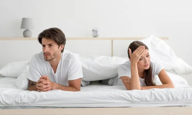 20 năm sống với người chồng lạnh lùng, áp đặt, tôi kiệt sức vì những tháng ngày im lặng