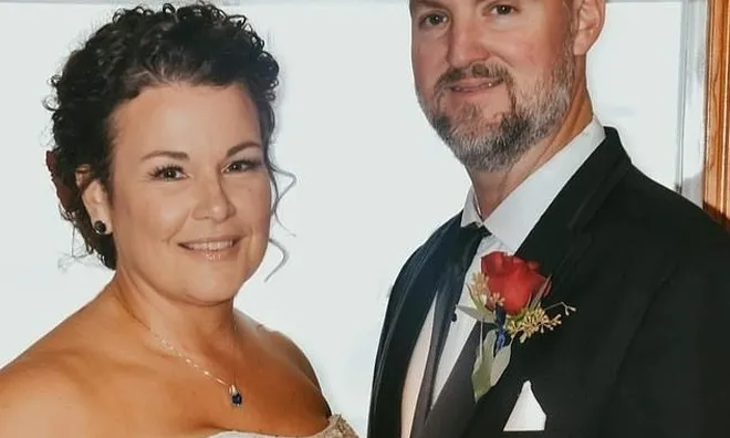 Người đàn bà đa tình và mũi tiêm bí ẩn đẩy chồng vào chỗ chết