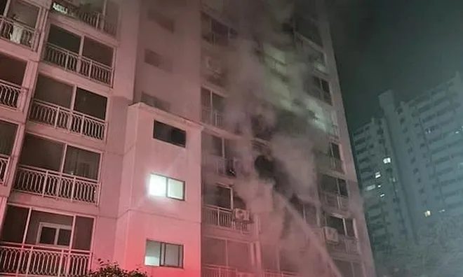 Không được mua điện thoại mới, nữ sinh "nổi điên" và có hành động khiến cả chung cư bốc cháy dữ dội