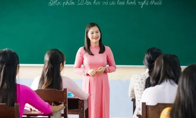 Áp dụng Bảng lương mới Giáo viên THPT, THCS, TH và GVMN từ 01/01/2026 sau khi điều chỉnh hệ số lương đặc thù tại dự thảo mới, chi tiết thế nào?
