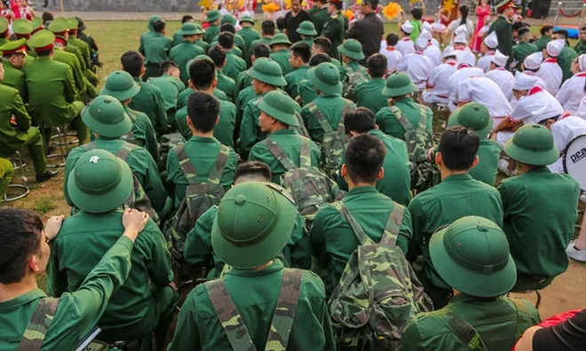 Trốn nhập ngũ, nam thanh niên sinh năm 2002 bị phạt hơn 60 triệu đồng