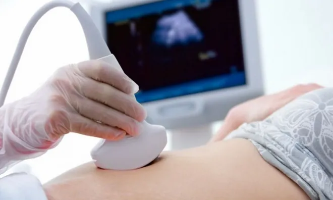 Chỉ vì chưa kết hôn, thai phụ 35 tuổi bị bác sĩ từ chối khám thai