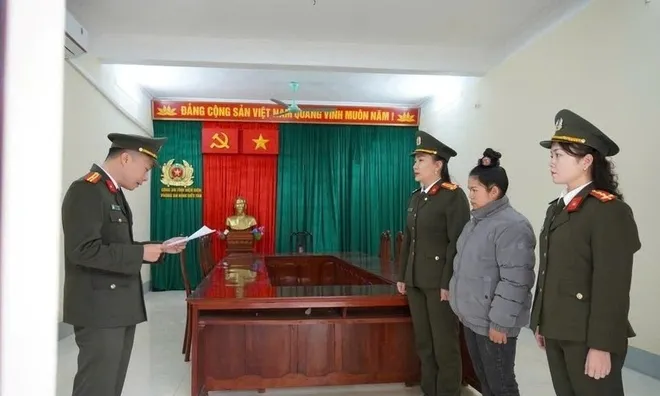 Khởi tố Vì Thị Tiện