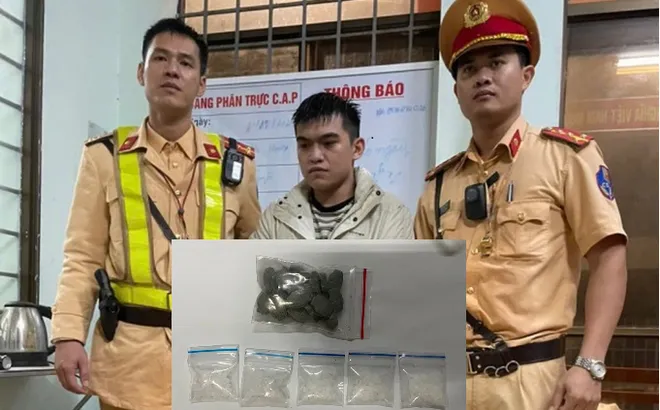 Video: Truy bắt nghi phạm vận chuyển ma túy, bỏ ô tô nổ máy lao về phía cảnh sát